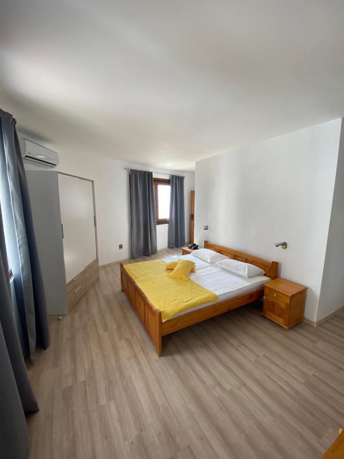 Palma Beach Hotel Kranevo Buitenkant foto